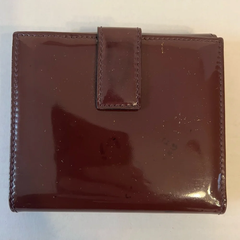 Vintage Salvatore Ferragamo Purple Patent Leather‎ Wallet